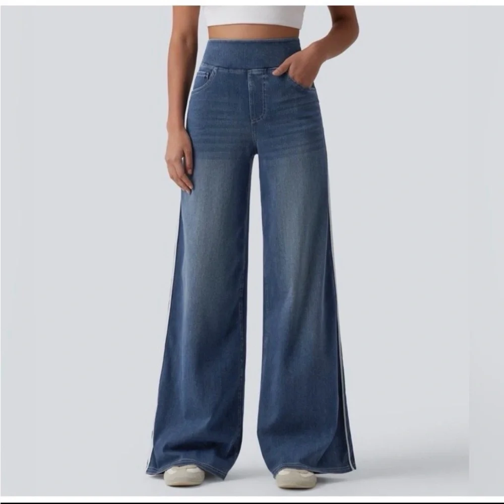HALARA Flex High Waisted Stripe Wide Leg Jean with Pockets
 X—LARGE TALL - Picture 2 of 8